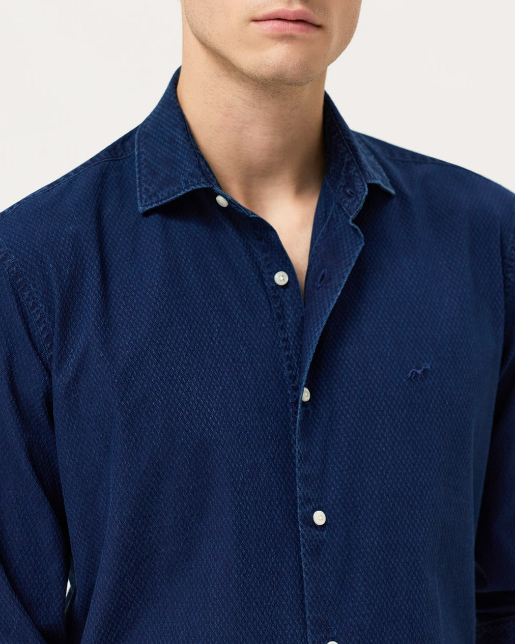 Azul Escuro