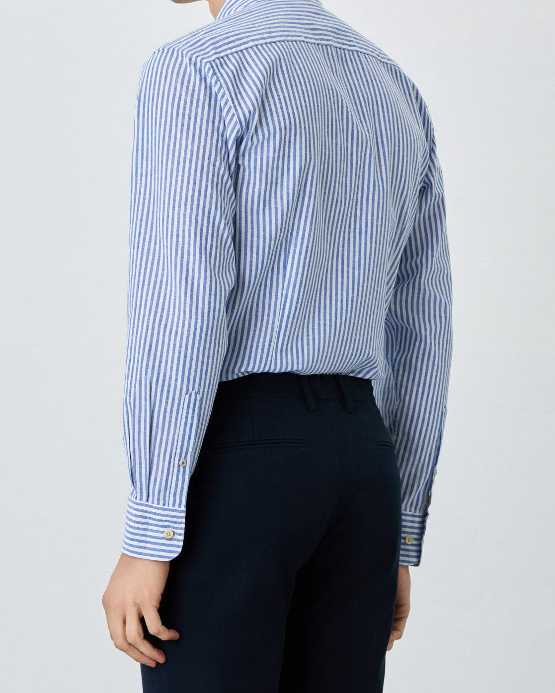 Azul Escuro