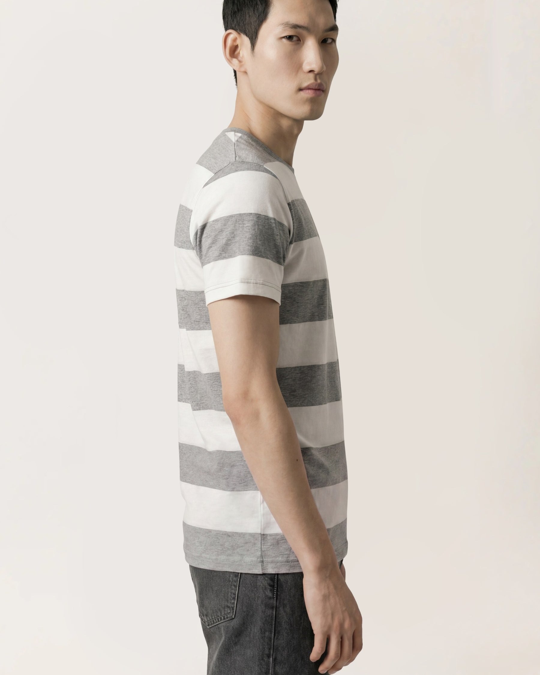 Cinzento Escuro (AI)