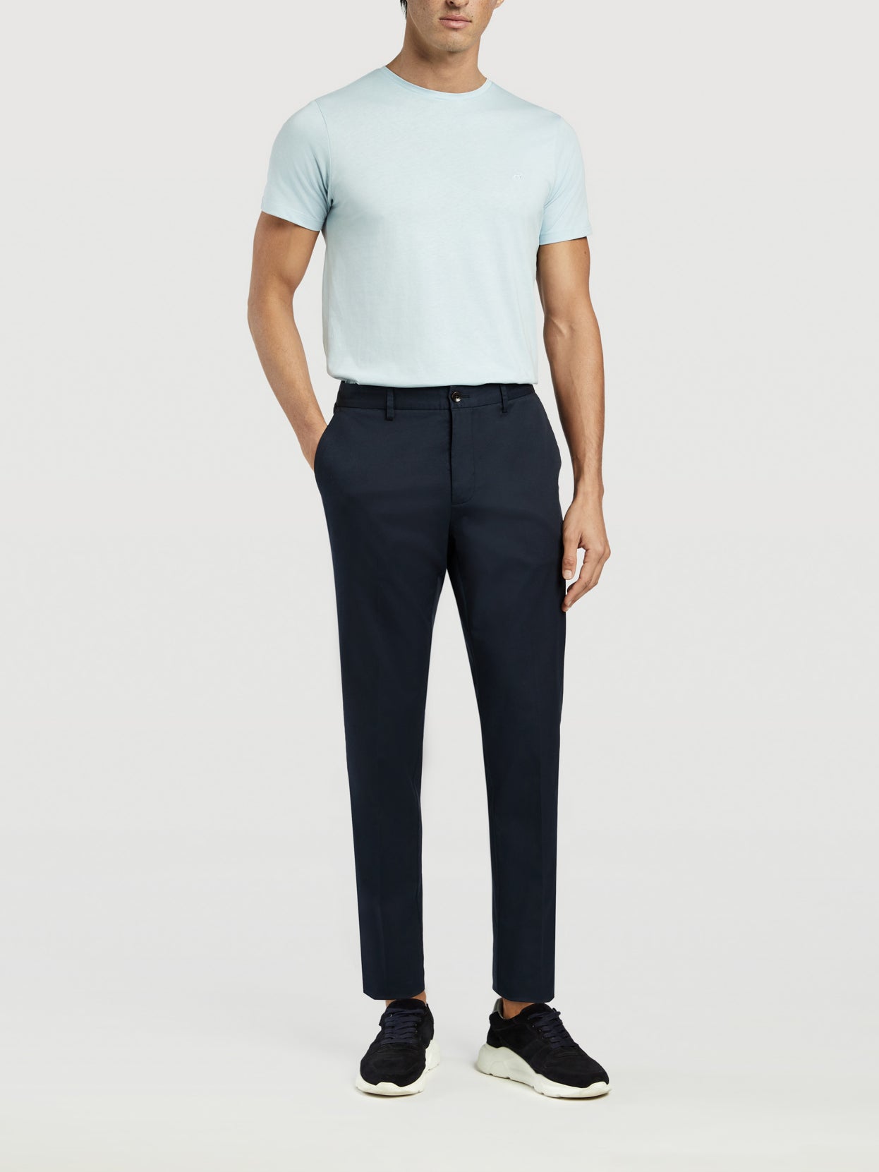 Azul Escuro