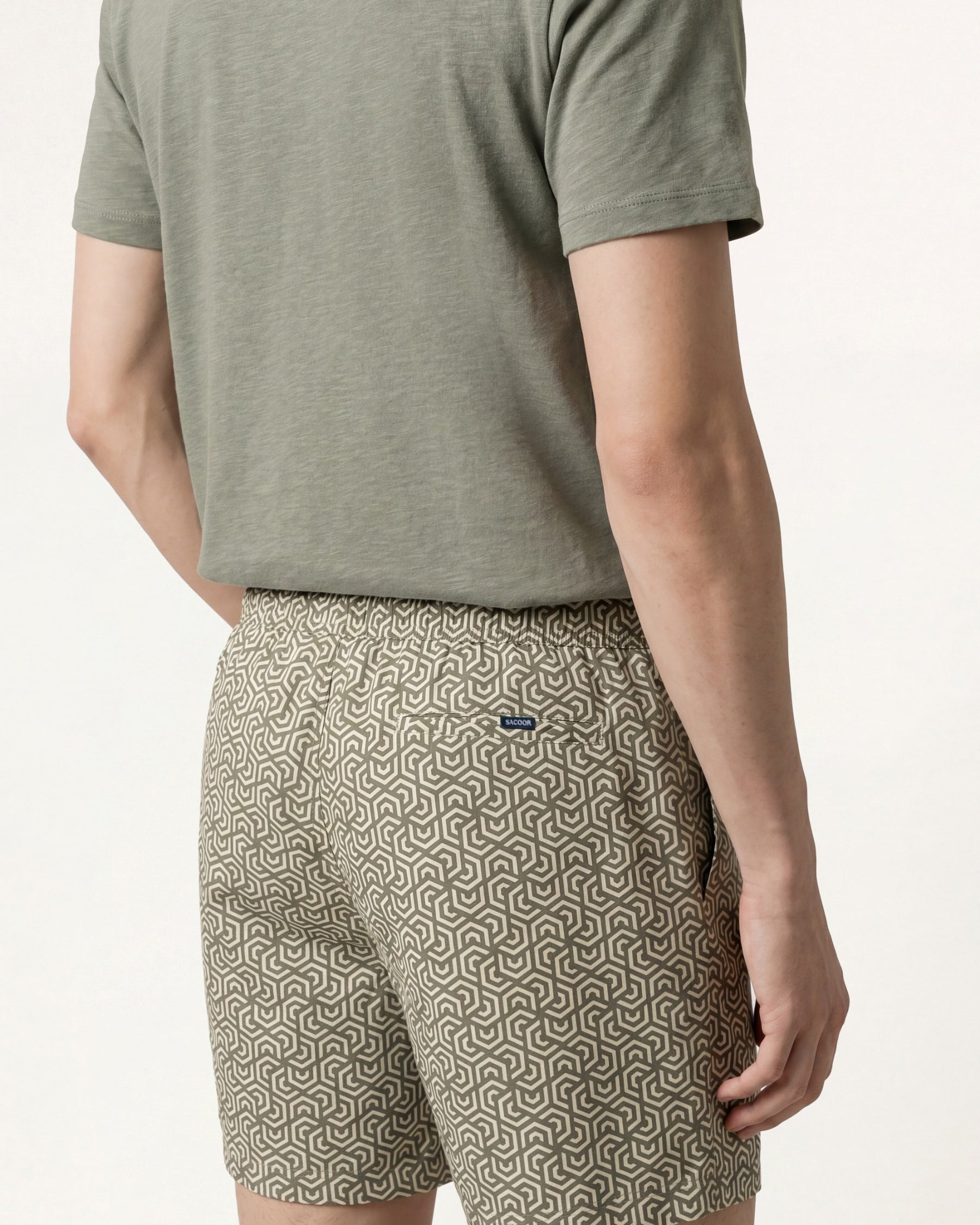 Khaki Claro (AI)