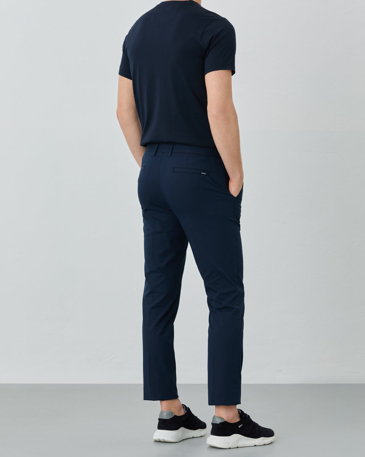 Azul Escuro