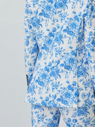 Azul