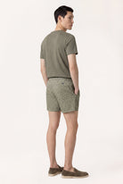 Khaki Claro (AI)