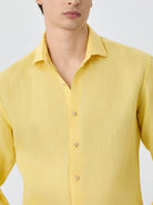 Amarelo