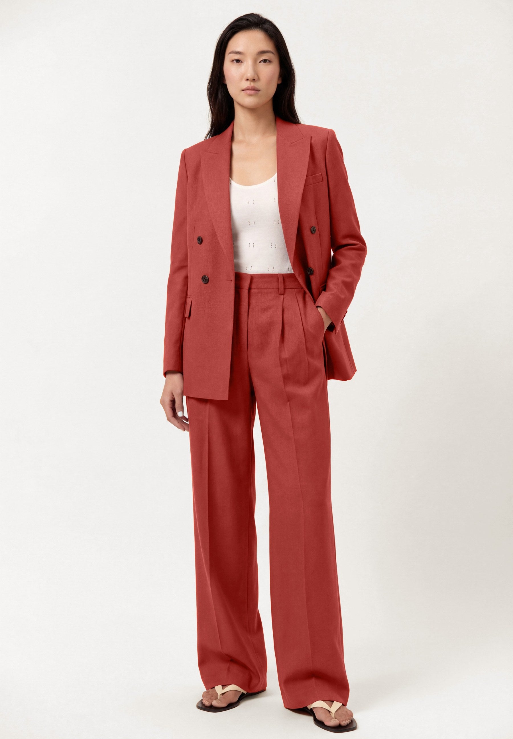 Vermelho Escuro (AI)