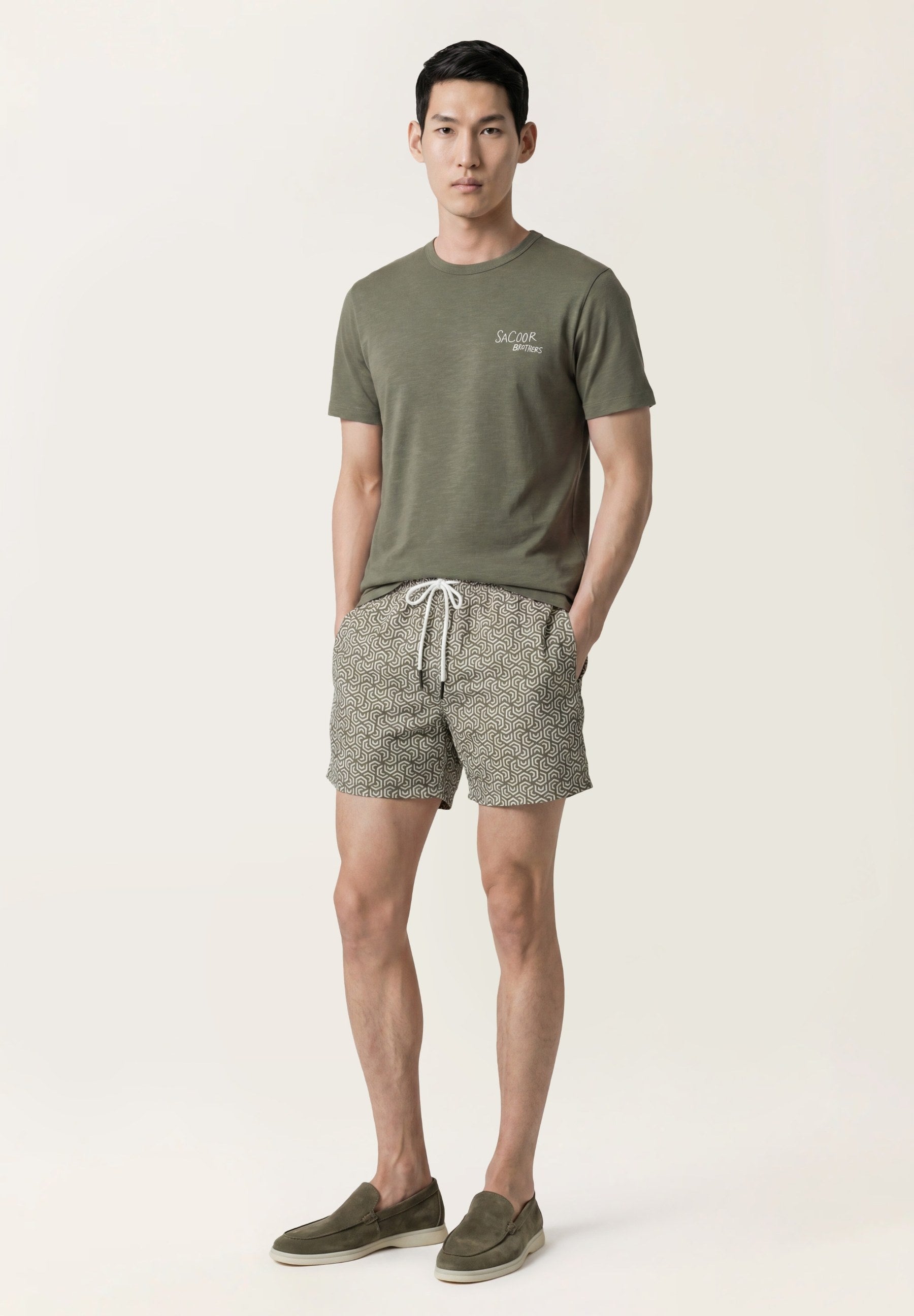 Khaki Claro (AI)