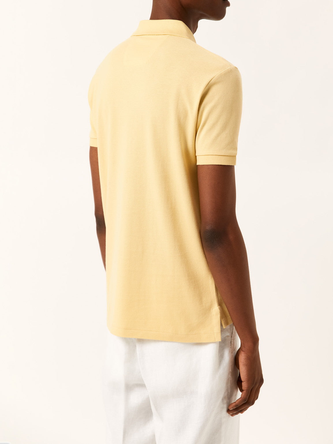 Amarelo
