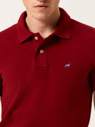 Vermelho Escuro