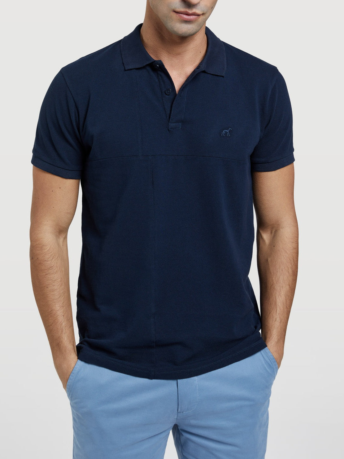Azul Escuro