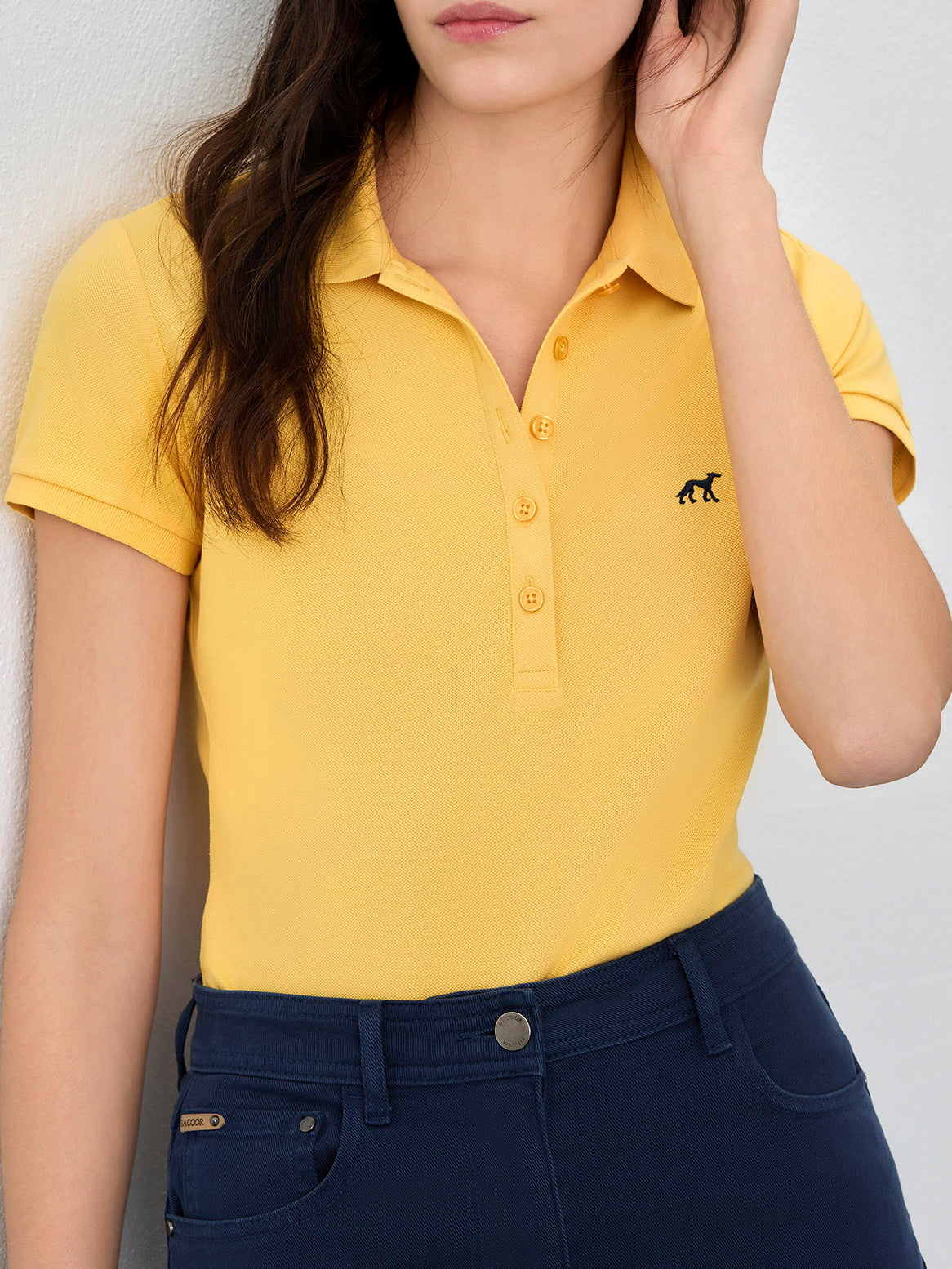 Amarelo