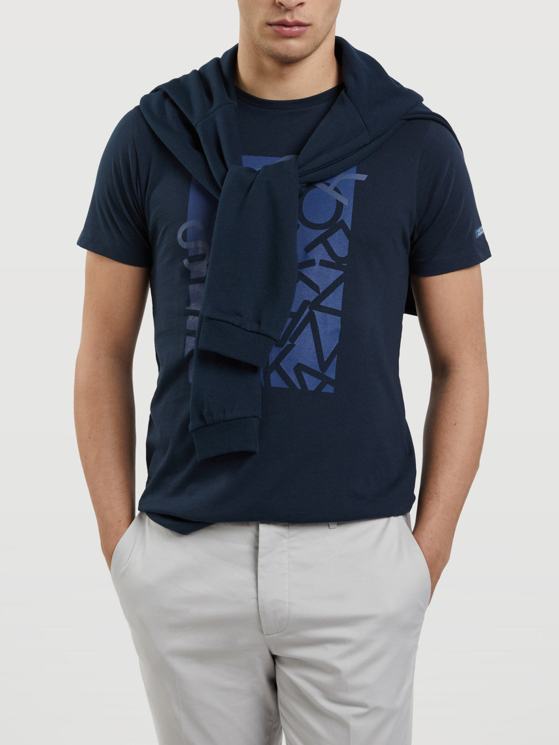 Azul Escuro