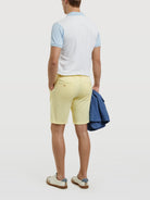 Amarelo Claro