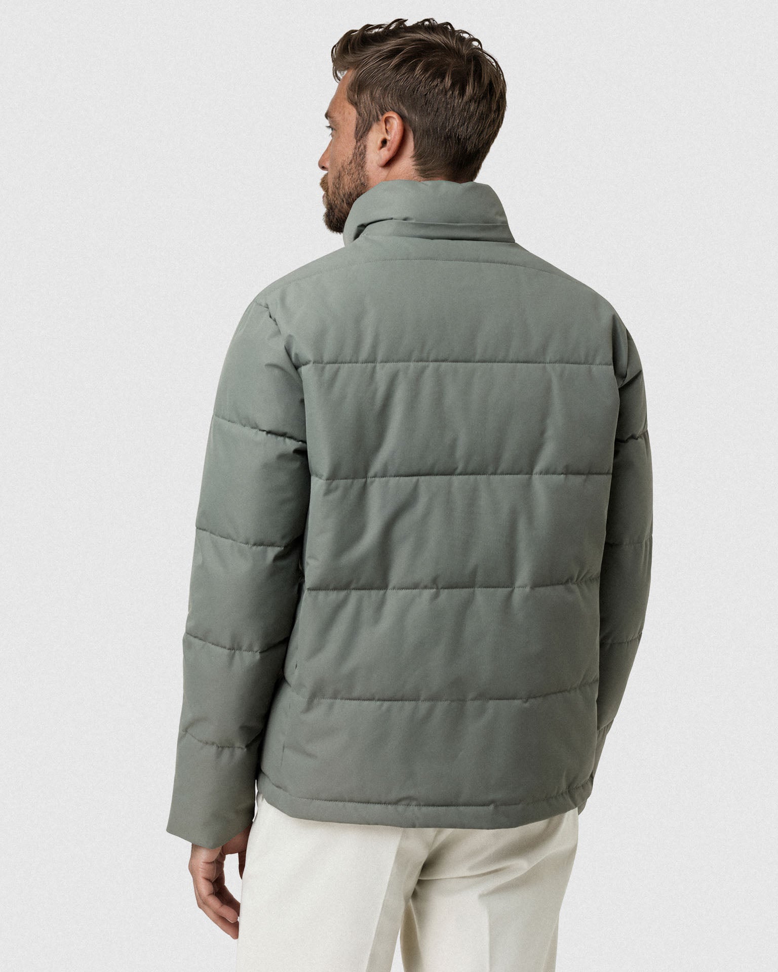 Khaki Claro (AI)