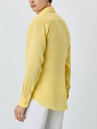 Amarelo