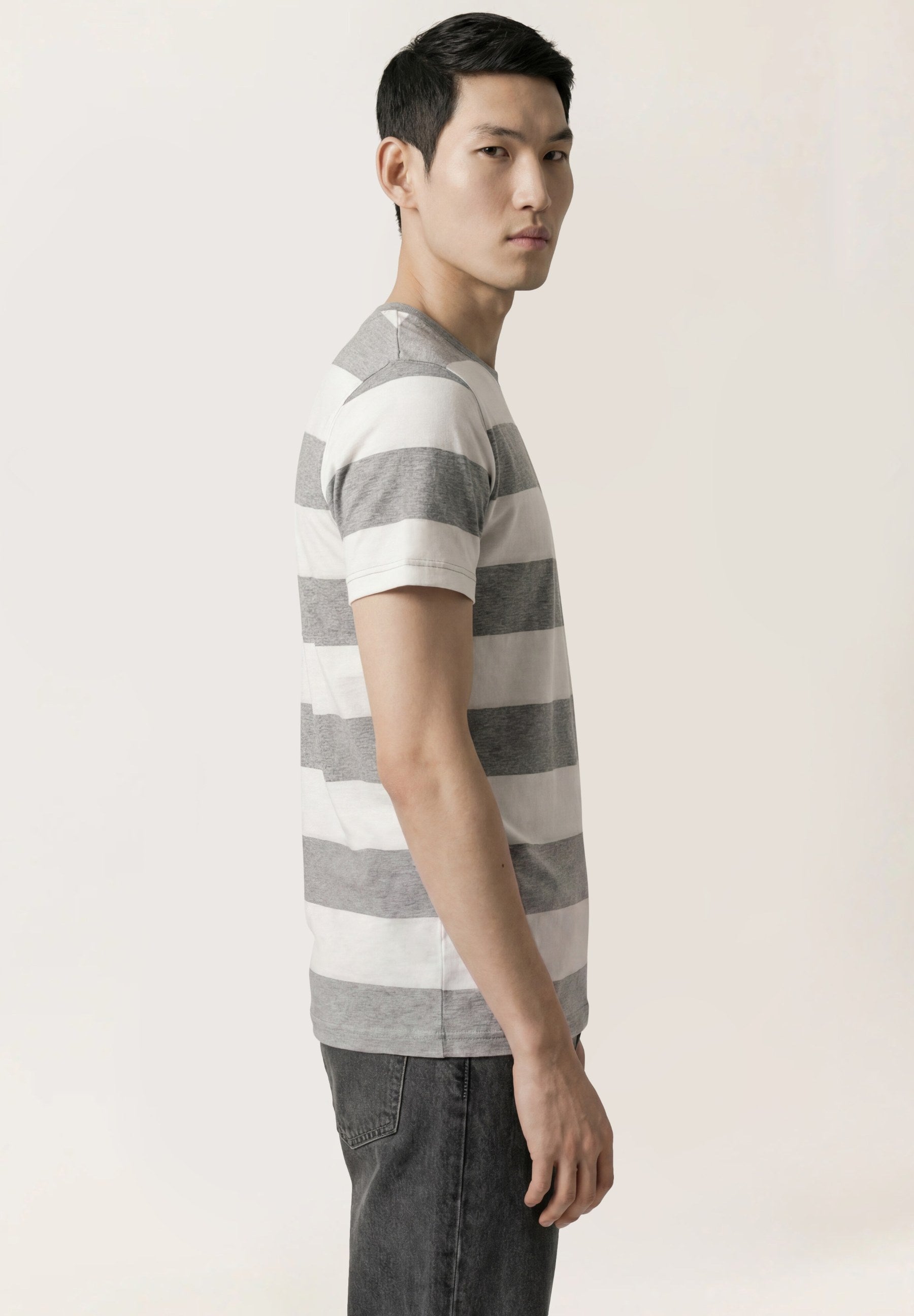 Cinzento Escuro (AI)