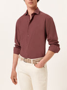 Vermelho Escuro