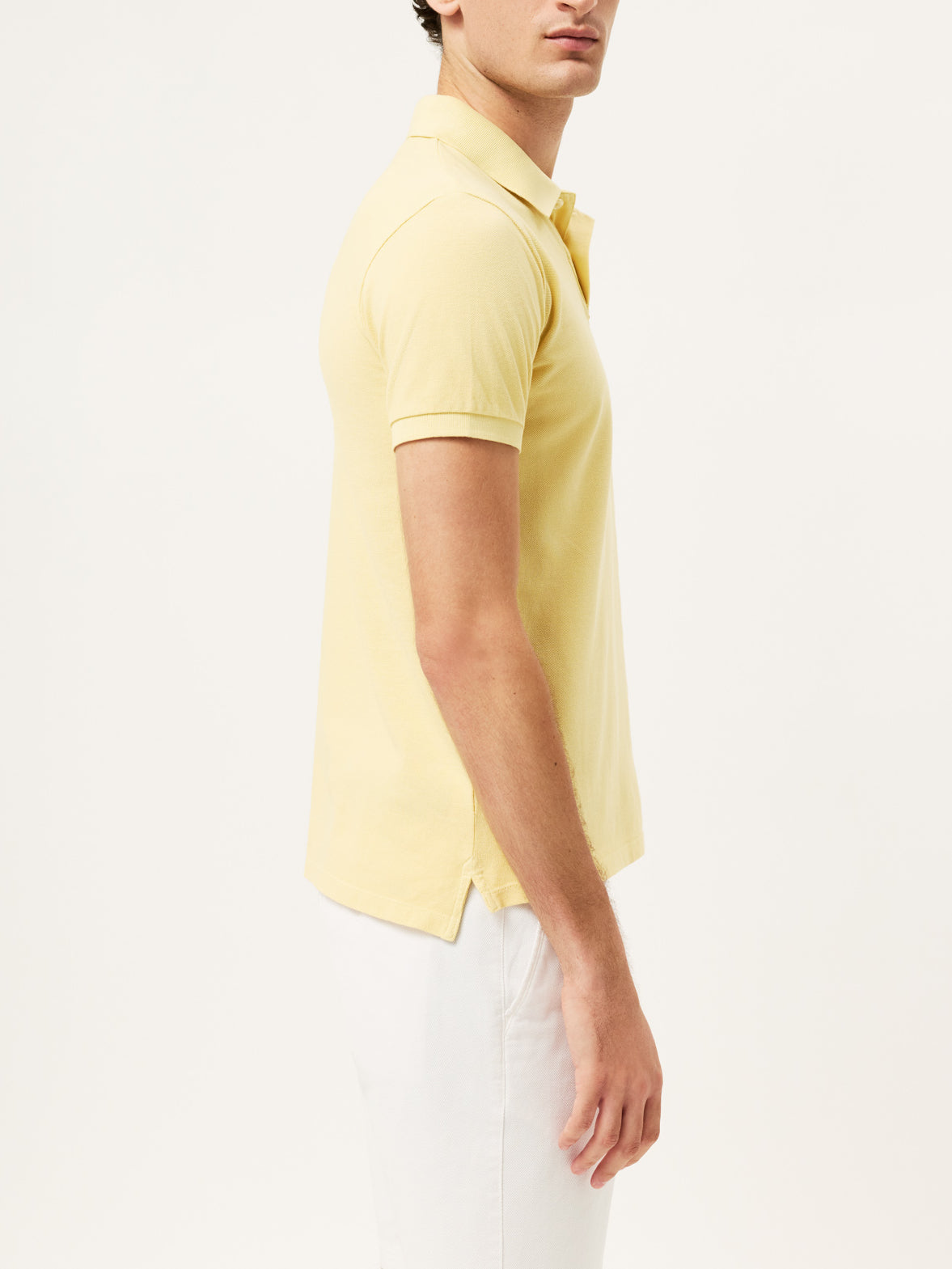 Amarelo