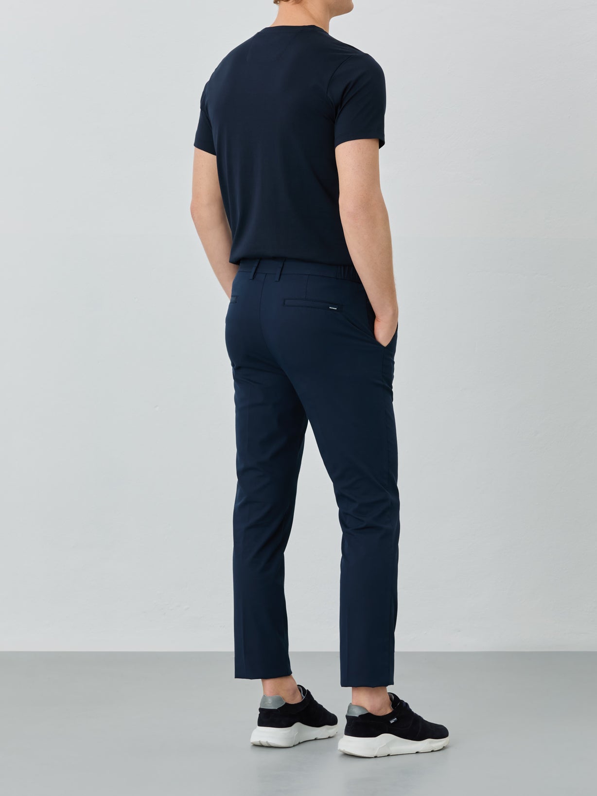 Azul Escuro