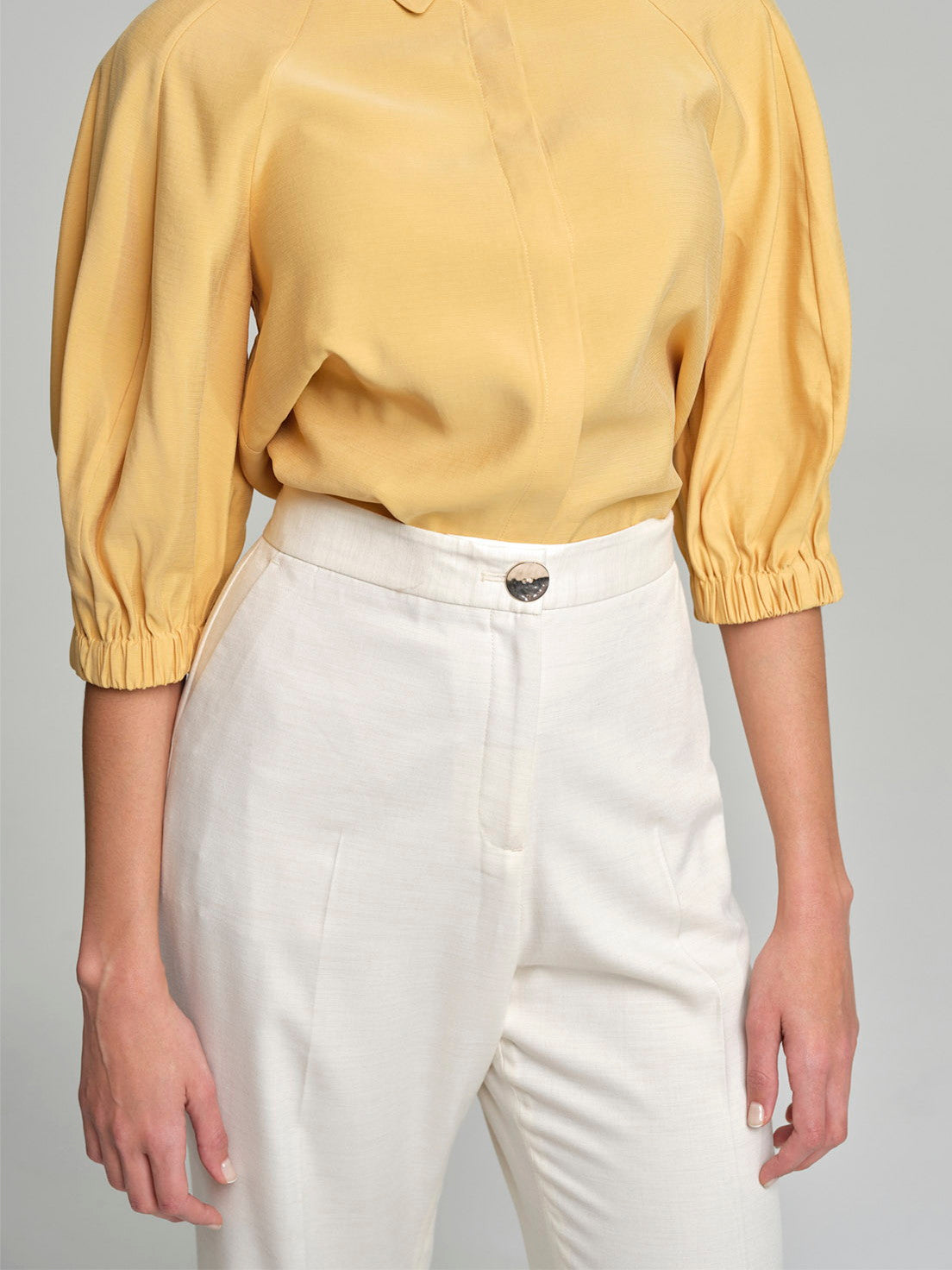 Amarelo