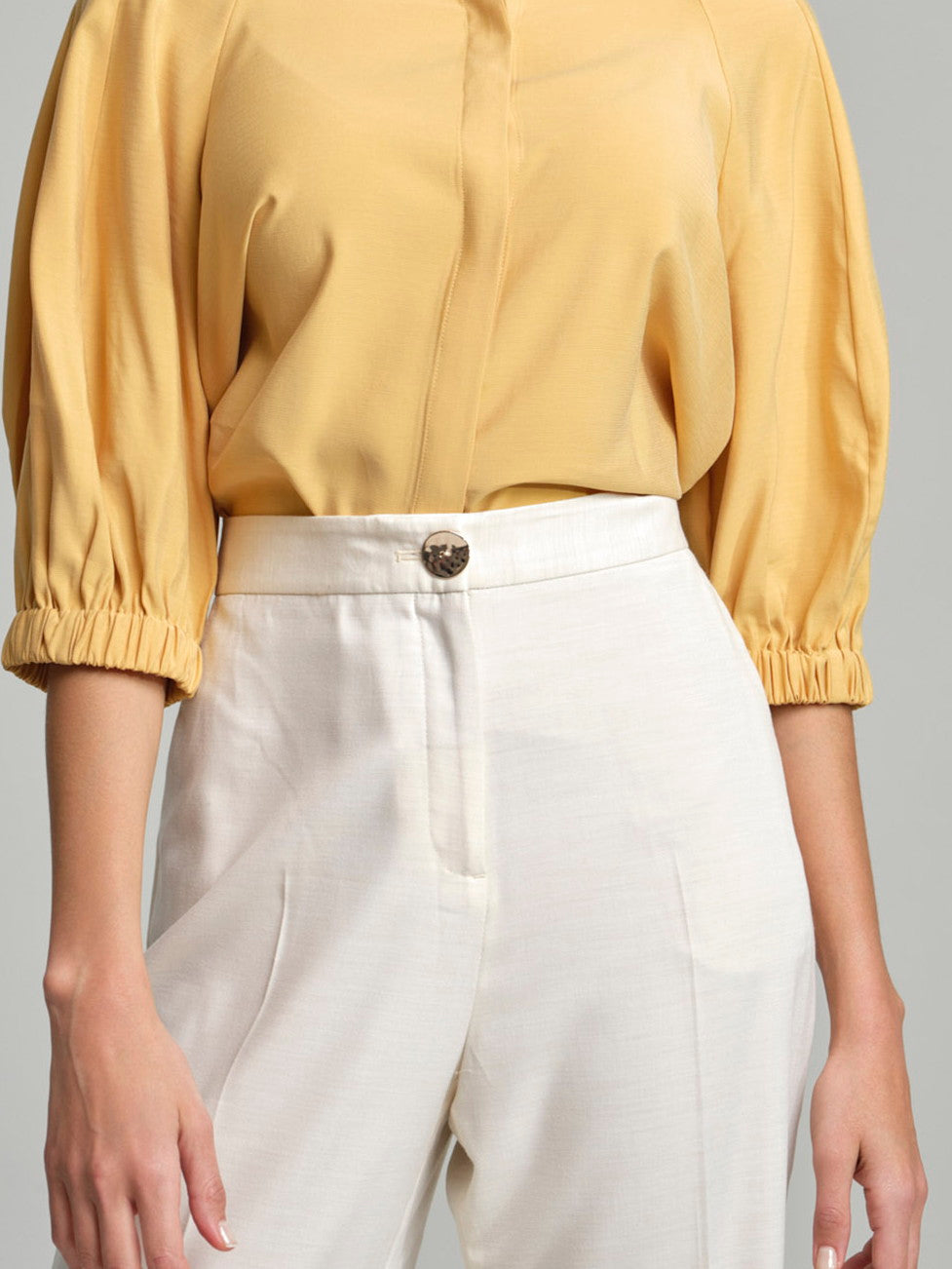 Amarelo